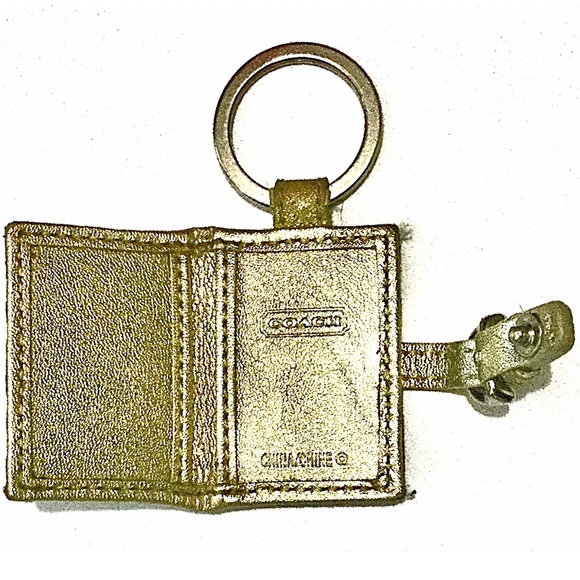 COACH Bag CHARM Picture Frame Key Fob in GOLD ⭐️ - Picture 3 of 3